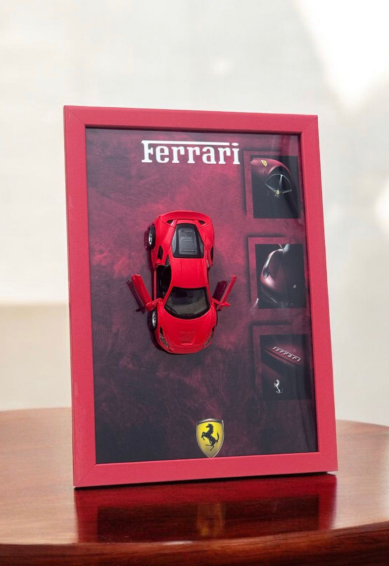 FERRARİ F8 Tributo